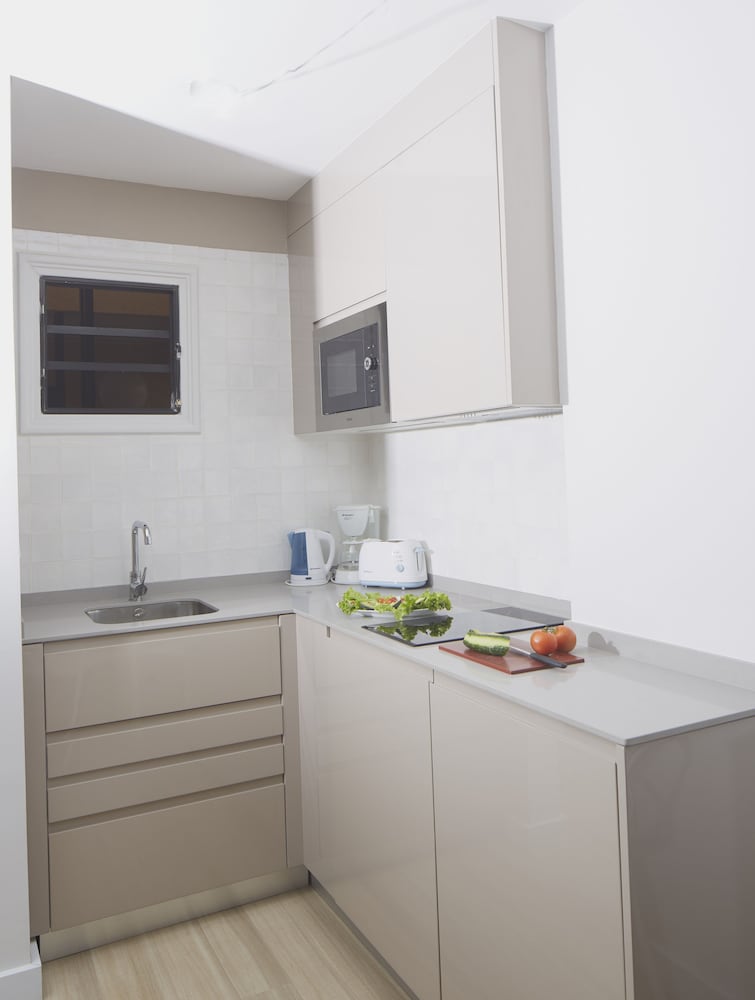 Apartamento Balcón o Terraza Superior 1 habitación 4 camas individuales kitchenette del hotel Coral Compostela Beach. Foto 13