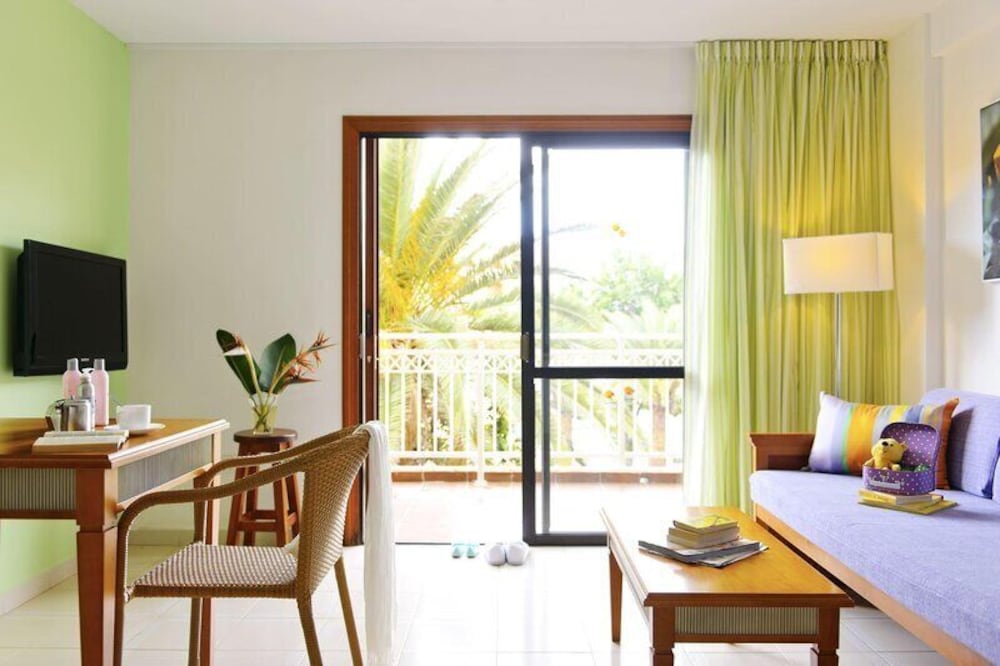 Apartamento estándar, 2 habitaciones del hotel Coral Compostela Beach. Foto 9