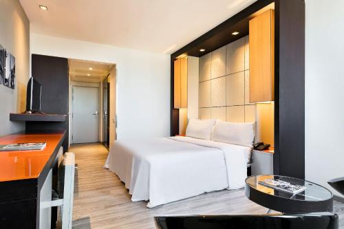 Habitación Estándar del hotel Barcelona Condal Mar Affiliated By Meliá. Foto 1