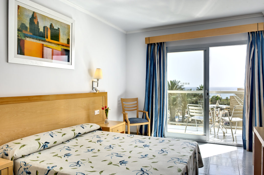 Habitación doble del hotel Cabogata Jardín