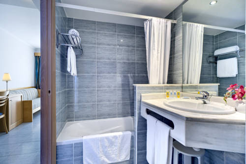 Habitación doble del hotel Cabogata Jardín. Foto 1