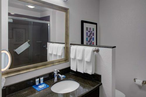 Habitación Doble Estándar con 2 camas grandes del hotel Hyatt House Fishkill/poughkeepsie. Foto 4