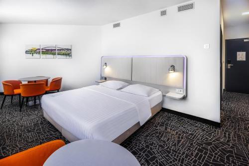 Suite Junior del hotel Park Inn By Radisson Danube Bratislava. Foto 2