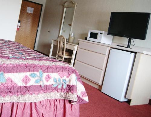 Habitación Doble Grande del hotel Meadow Court Inn - Ithaca. Foto 1