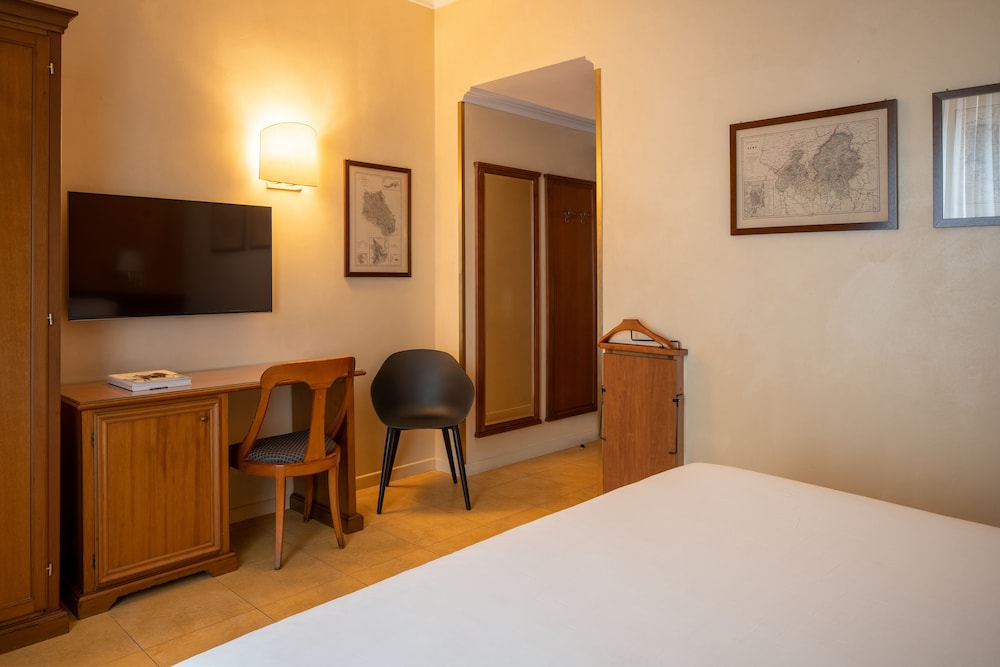 Habitación clásica con 2 camas individuales del hotel UNAHOTELS Galles Milano