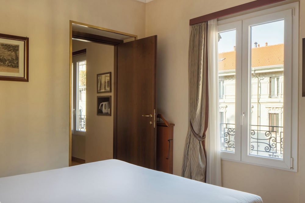 Suite Ejecutiva del hotel UNAHOTELS Galles Milano. Foto 1
