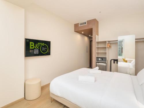 Habitación Doble adaptada para personas con movilidad reducida del hotel B&B MILANO Central Station. Foto 1