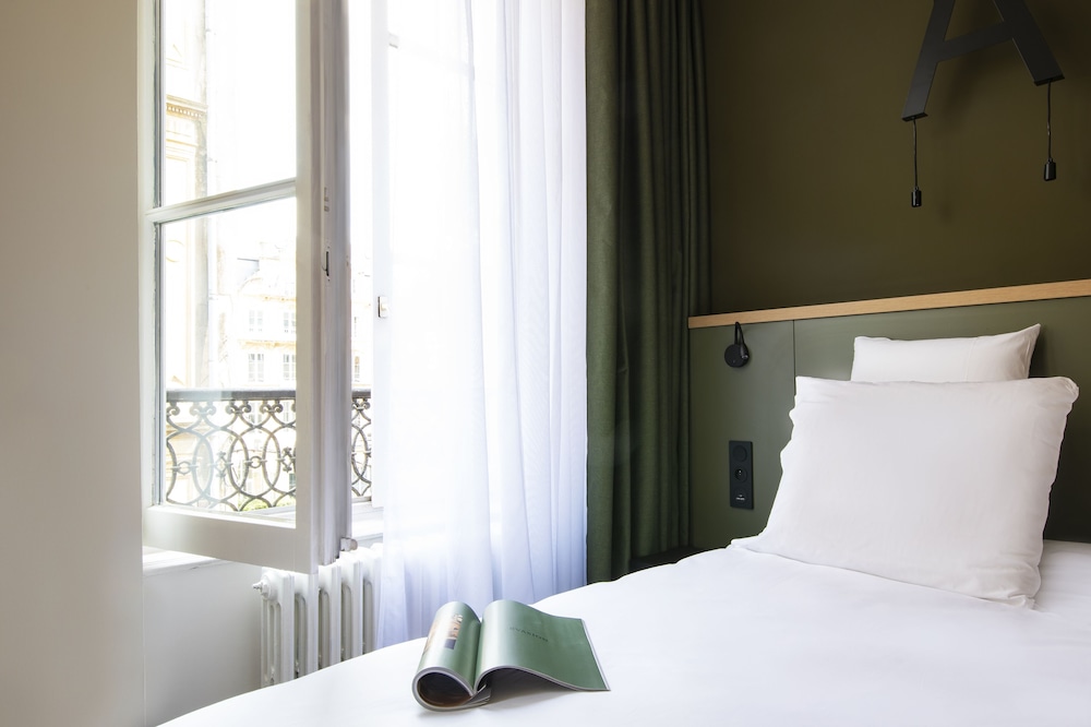 Habitación Clásica - 2 camas individuales del hotel Mercure Grand Metz Centre Cathédrale. Foto 1