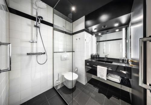 Habitación Doble Executive del hotel Vienna House By Wyndham Diplomat Prague. Foto 4