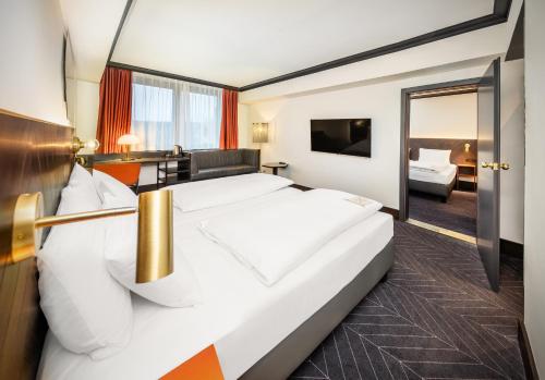 Habitación Familiar Deluxe comunicada del hotel Vienna House By Wyndham Diplomat Prague