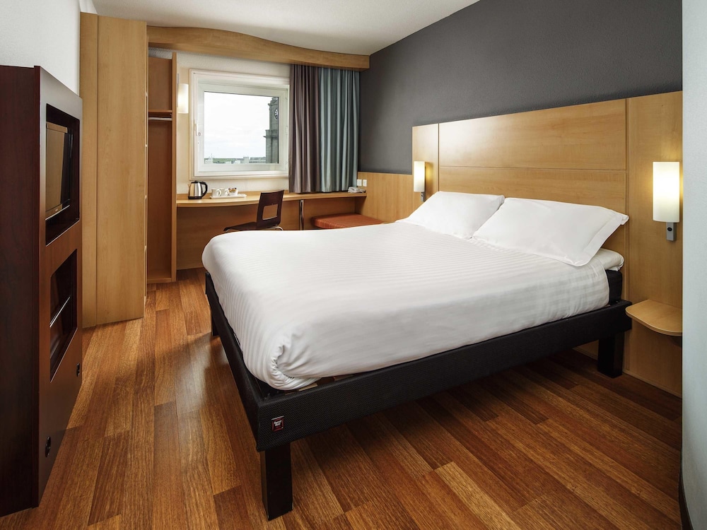 Habitación doble con 1 cama doble del hotel Ibis Aberdeen Centre - Quayside
