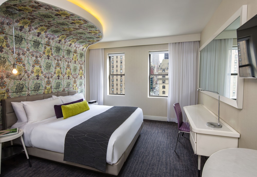 Habitación, 1 cama de matrimonio grande (Gold) del hotel Dream Midtown. Foto 1