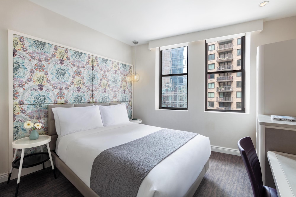 Habitación, 1 cama de matrimonio (Bronze) del hotel Dream Midtown. Foto 4