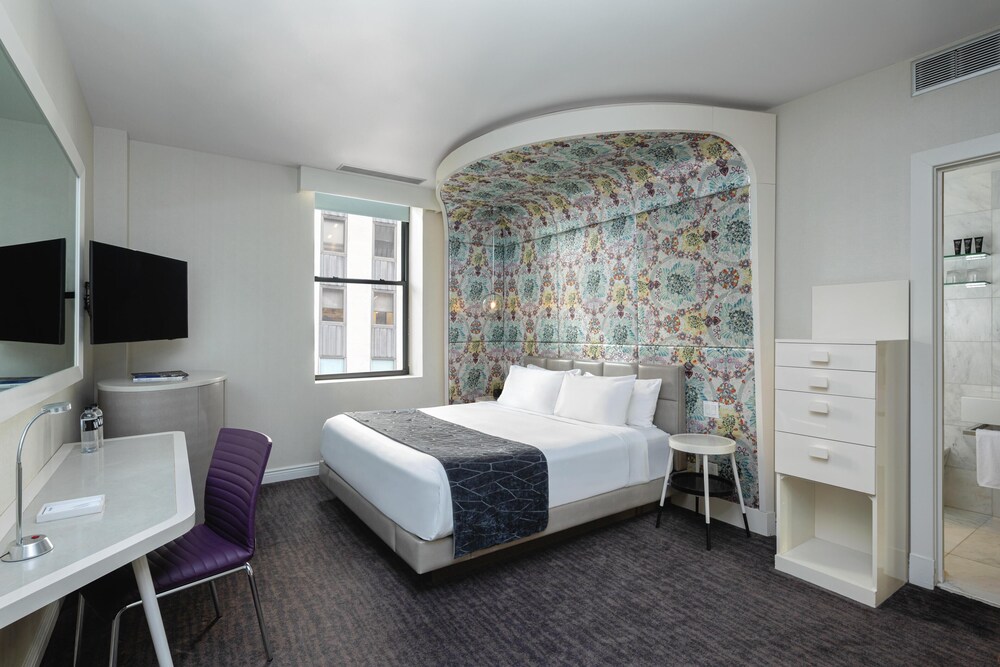 Habitación, 1 cama de matrimonio grande (Silver) del hotel Dream Midtown. Foto 3