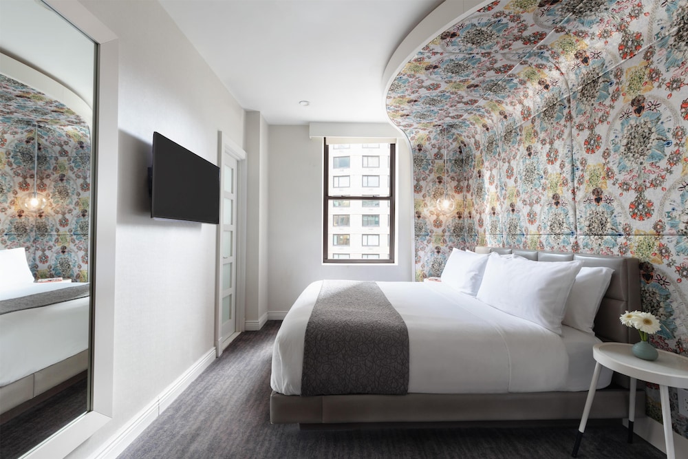 Habitación, 1 cama de matrimonio grande (Bronze) del hotel Dream Midtown. Foto 3