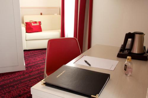 Habitación Triple del hotel Le Richemont. Foto 4