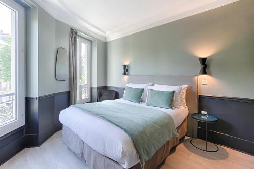 Habitación Doble con vistas a la calle del hotel Prony Monceau. Foto 2