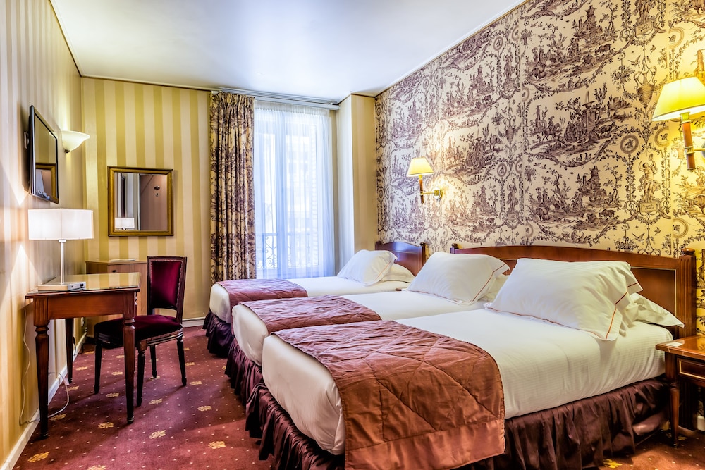 Habitación Triple Deluxe del hotel Regence Paris