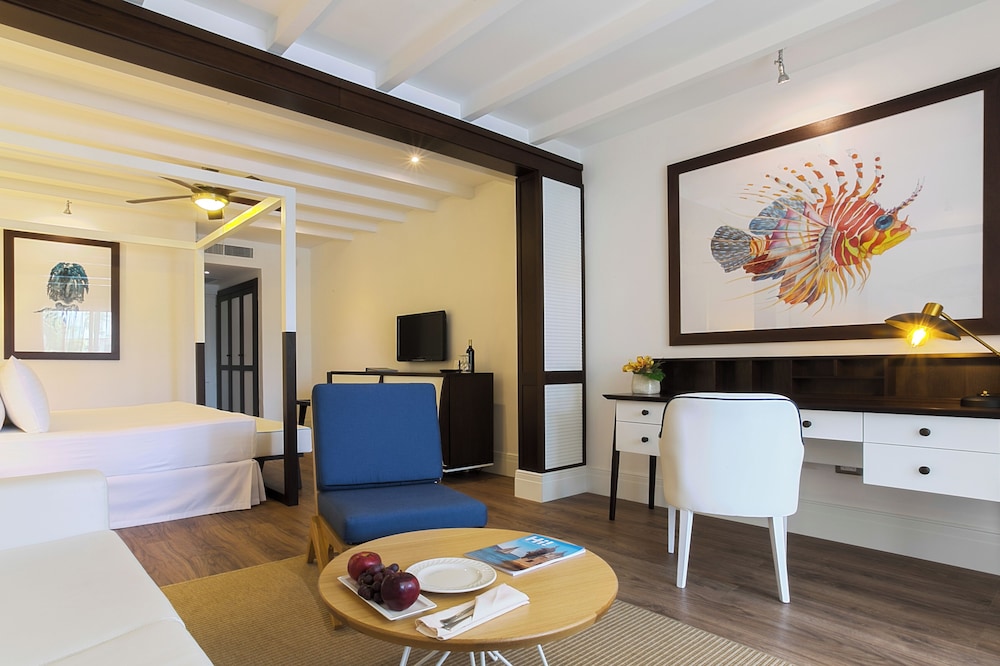 Junior Suite Elegance Nature View del hotel Ocean Blue And Sand Beach Resort. Foto 2