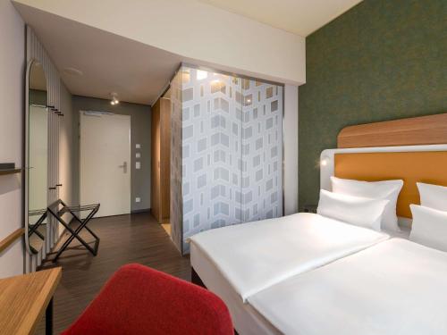 Habitación Doble Confort del hotel Mercure Zürich City. Foto 8