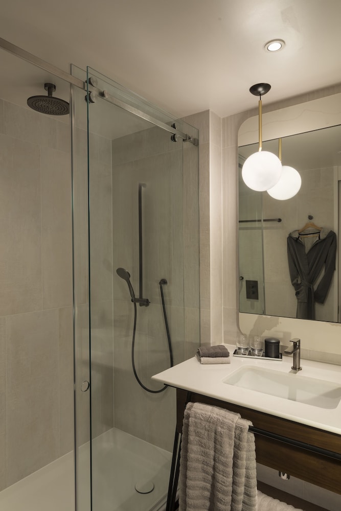 Suite Artist, 1 cama King del hotel Bankside, Autograph Collection. Foto 5