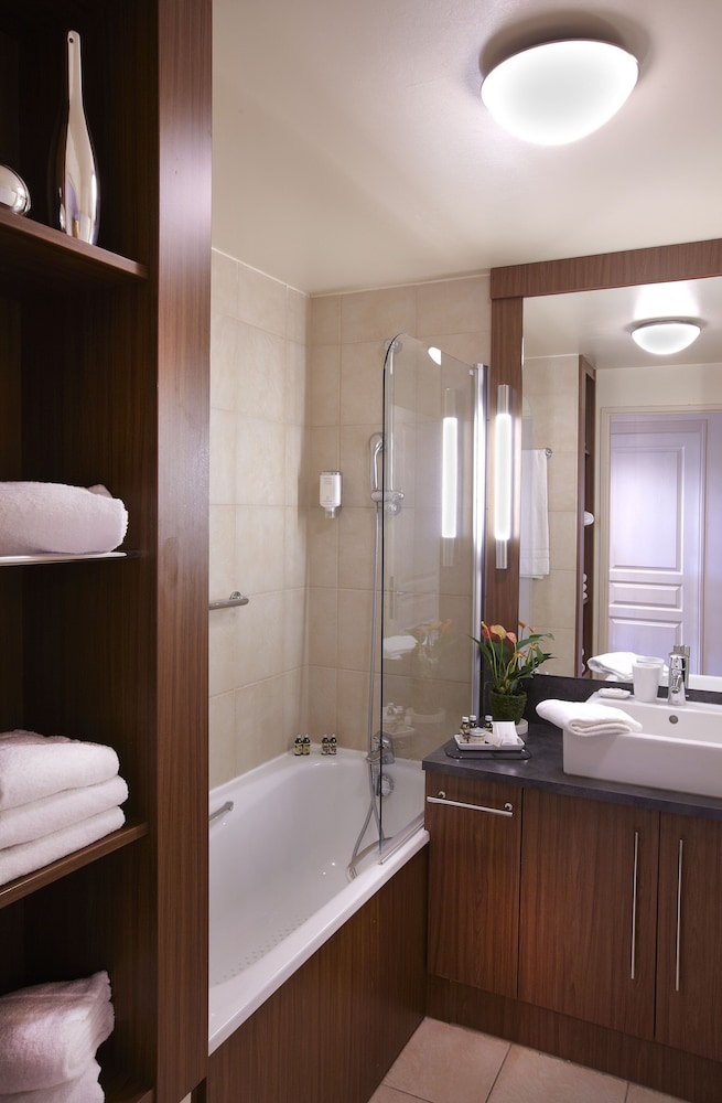 Estudio del hotel Citadines Apart'hotel Saint-germain-des-prés Paris. Foto 6