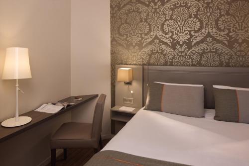 Habitación Doble Confort del hotel Timhotel Montmartre. Foto 3