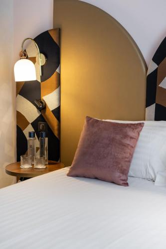 Habitación Doble Estándar del hotel L'hôtel Royal Saint Germain. Foto 8