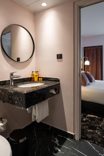 Habitación Doble Confort del hotel L'hôtel Royal Saint Germain