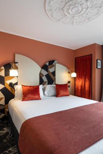 Habitación doble con balcón del hotel L'hôtel Royal Saint Germain. Foto 2
