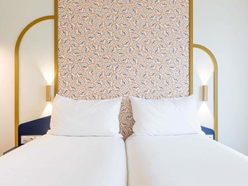 Habitación Doble Estándar - 2 camas del hotel Ibis Styles Paris Eiffel Cambronne. Foto 3