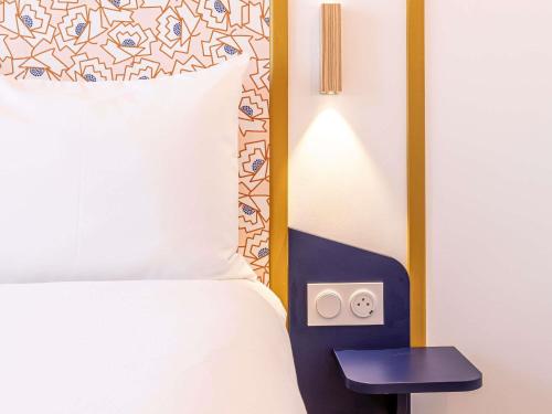 Habitación Individual Estándar del hotel Ibis Styles Paris Eiffel Cambronne. Foto 3