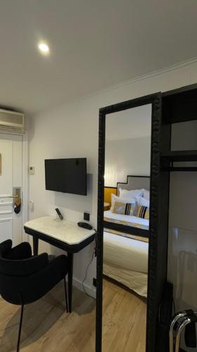 Habitación Doble del hotel Cluny Square. Foto 1