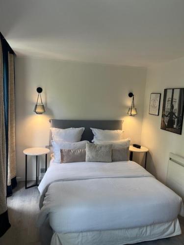 Habitación Doble del hotel Cluny Square. Foto 4