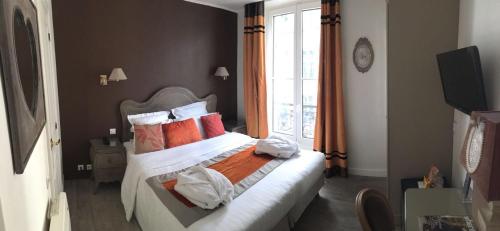 Habitación Doble del hotel Cluny Square. Foto 7