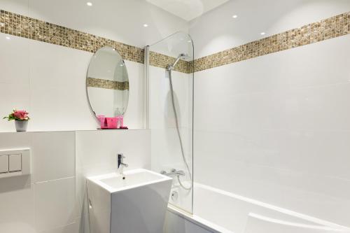 Habitación Superior Plus del hotel Antin Trinité. Foto 4