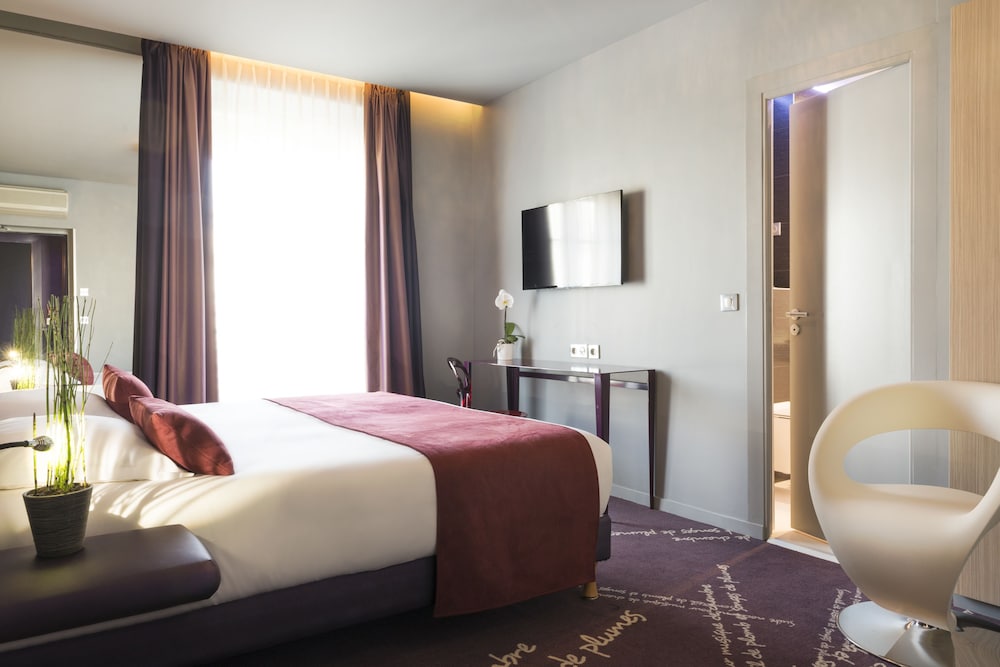 Habitación superior con 1 cama doble o 2 individuales del hotel Le Bon. Foto 8
