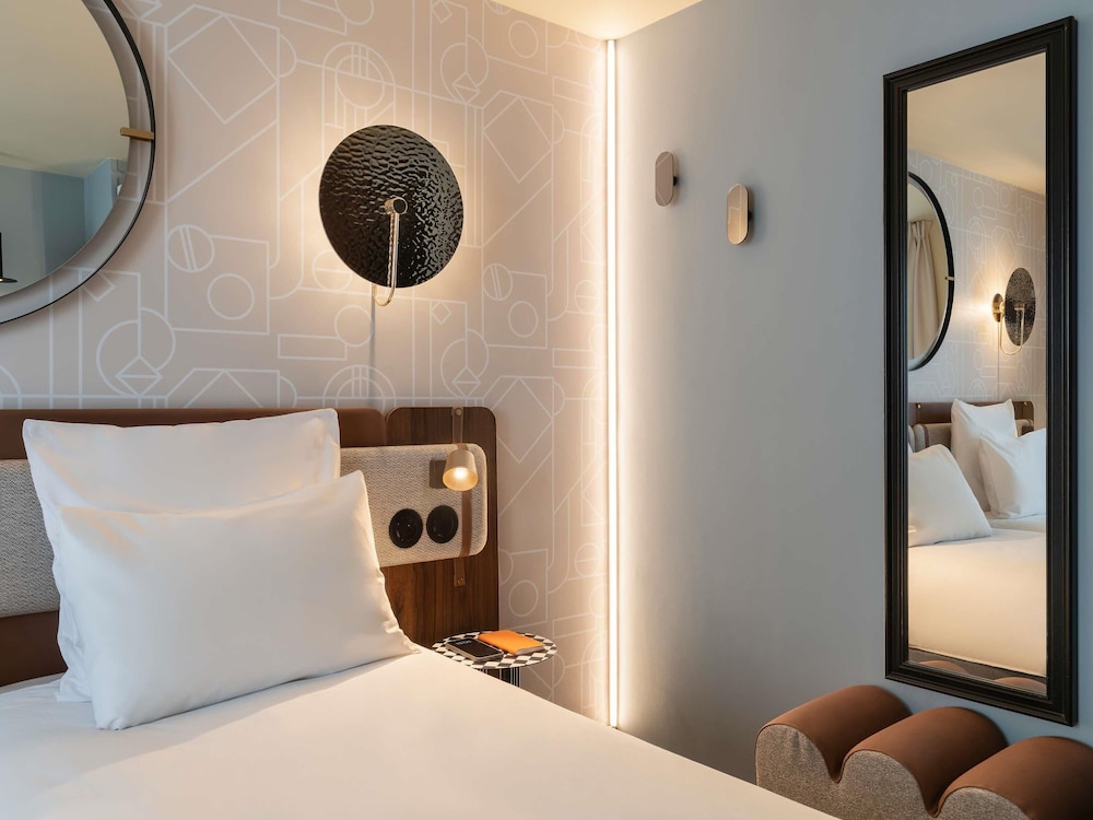 Habitación clásica con 2 camas individuales, 2 camas individuales del hotel Mercure Paris Opera Grands Boulevards. Foto 1