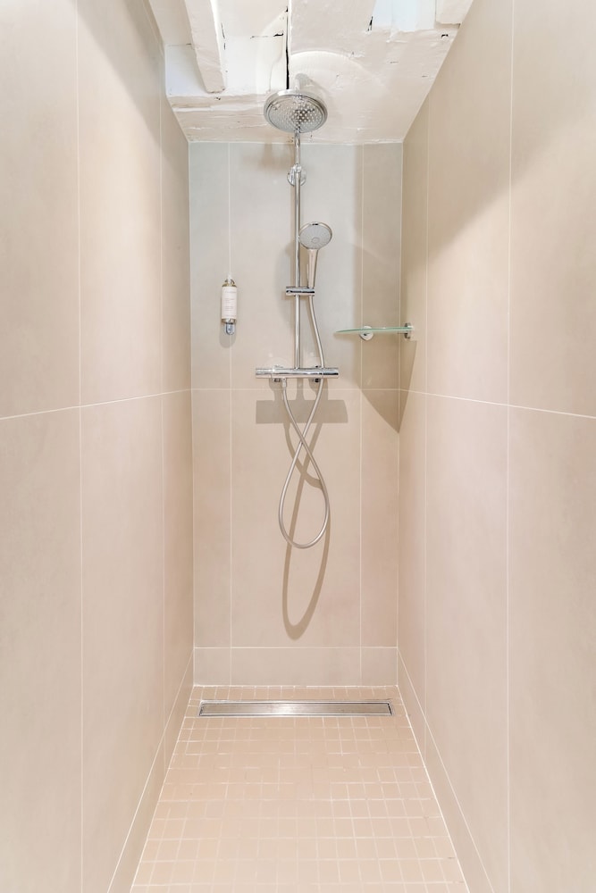 Apartamento, 1 habitación del hotel Mercure Paris Opera Grands Boulevards. Foto 9