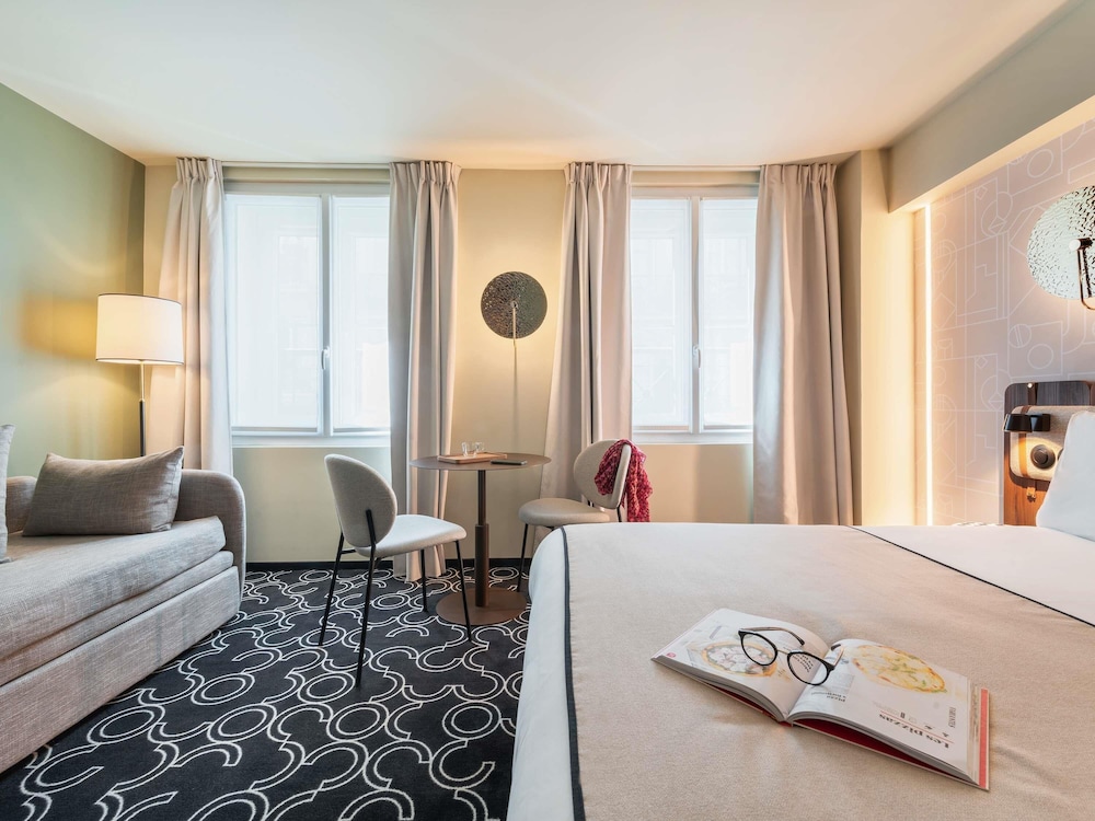 Privilege, Habitación Premium, 1 cama doble con sofá cama del hotel Mercure Paris Opera Grands Boulevards. Foto 11