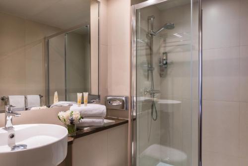 Habitación Doble Clásica - 1 o 2 camas del hotel De Neuve by Happyculture. Foto 3