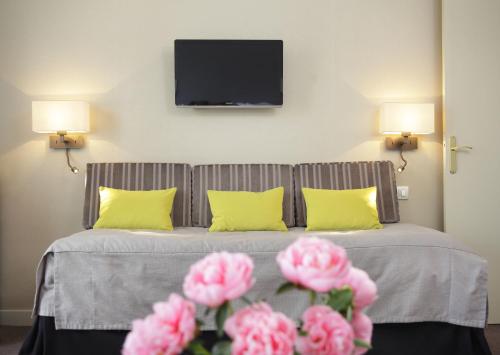 Habitación Triple del hotel Londres Et New York. Foto 4