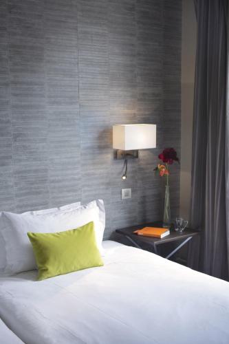 Habitación Triple del hotel Londres Et New York. Foto 5