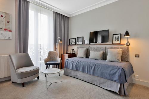 Habitación Triple del hotel Londres Et New York. Foto 10
