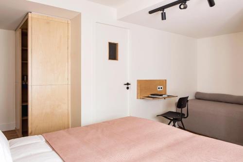 Habitación Triple del hotel New Opera. Foto 15