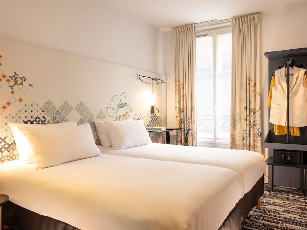 Habitación estándar, 2 camas individuales del hotel Ibis Styles Paris Gare Saint Lazare. Foto 1