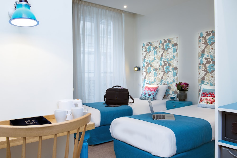 Habitación superior con 2 camas individuales del hotel Villa Boheme