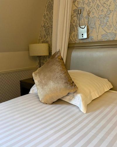 Habitación Doble Romántica Superior del hotel Monceau Wagram. Foto 7