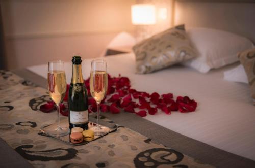 Suite Junior del hotel Monceau Wagram. Foto 2