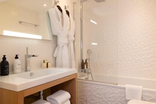 Habitación Doble Superior - 1 o 2 camas del hotel Chavanel Paris. Foto 4